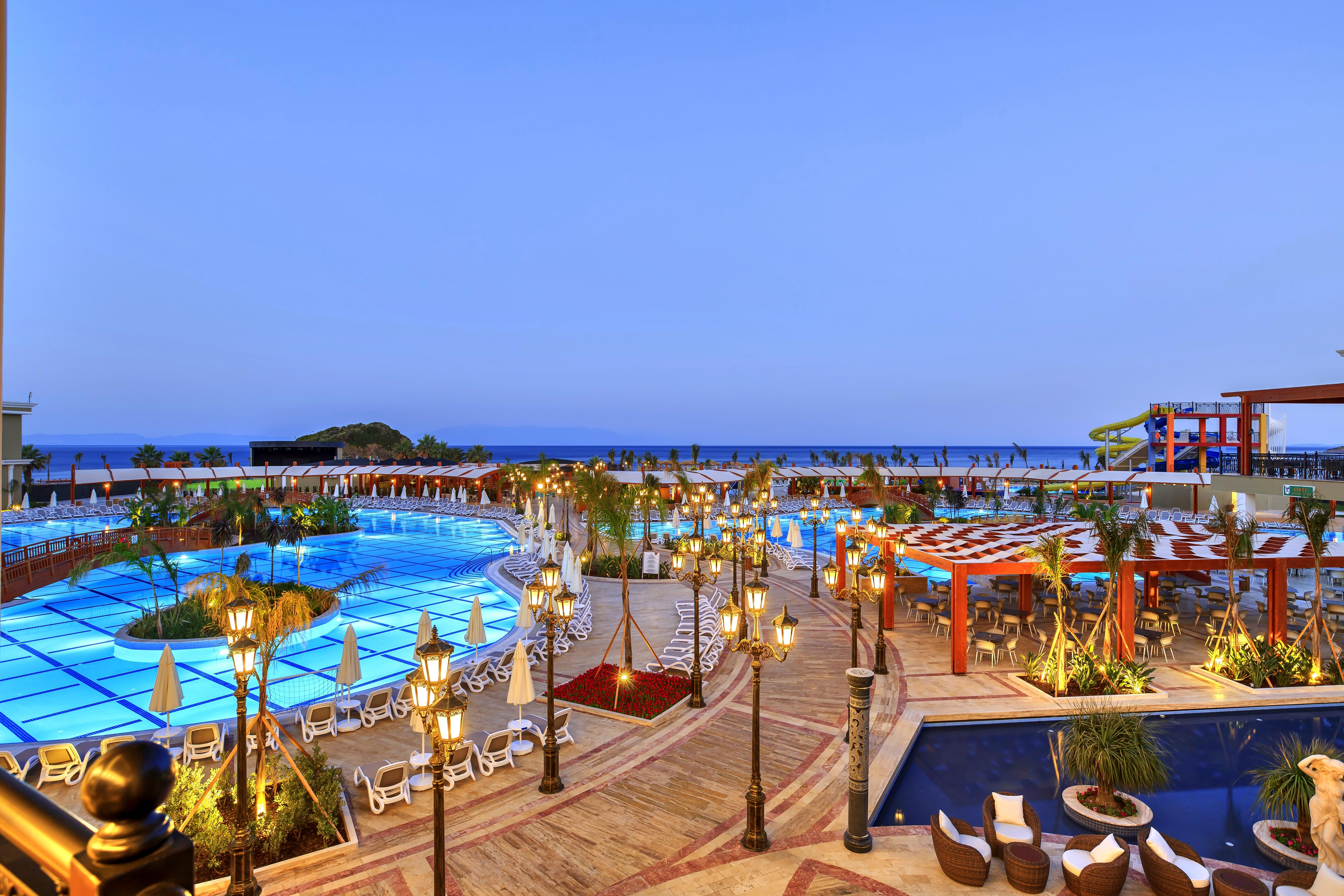 Sunis Efes Royal Palace Resort & Spa Özdere Exteriör bild