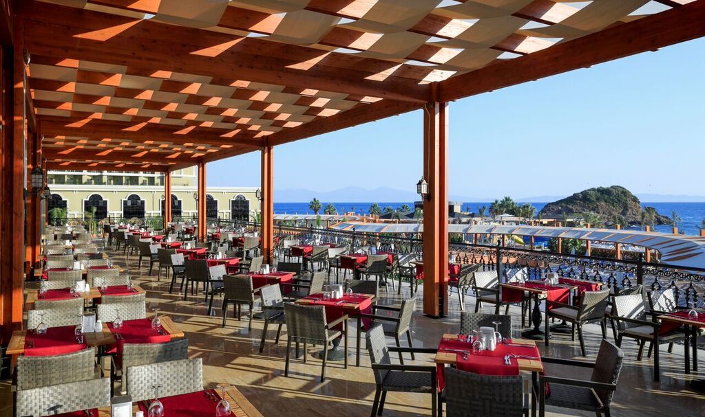 Sunis Efes Royal Palace Resort & Spa Özdere Exteriör bild