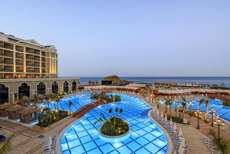 Sunis Efes Royal Palace Resort & Spa Özdere Exteriör bild